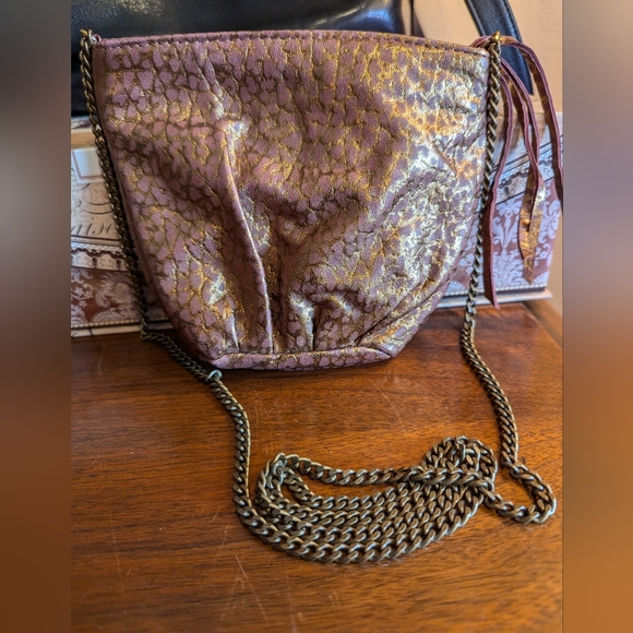 Chi Leather and Chain strap mini crossbody NWOT - Picture 4 of 9